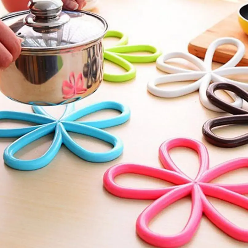 5 Color Plum Shape Silicone Mat Creative Fashion Anti slip Table PVC Coasters Pot Bowl Disc Pad LX4735
5 Color Plum Shape Silicone Mat Creative Fashion Anti slip Table PVC Coasters Pot Bowl Disc Pad LX4735