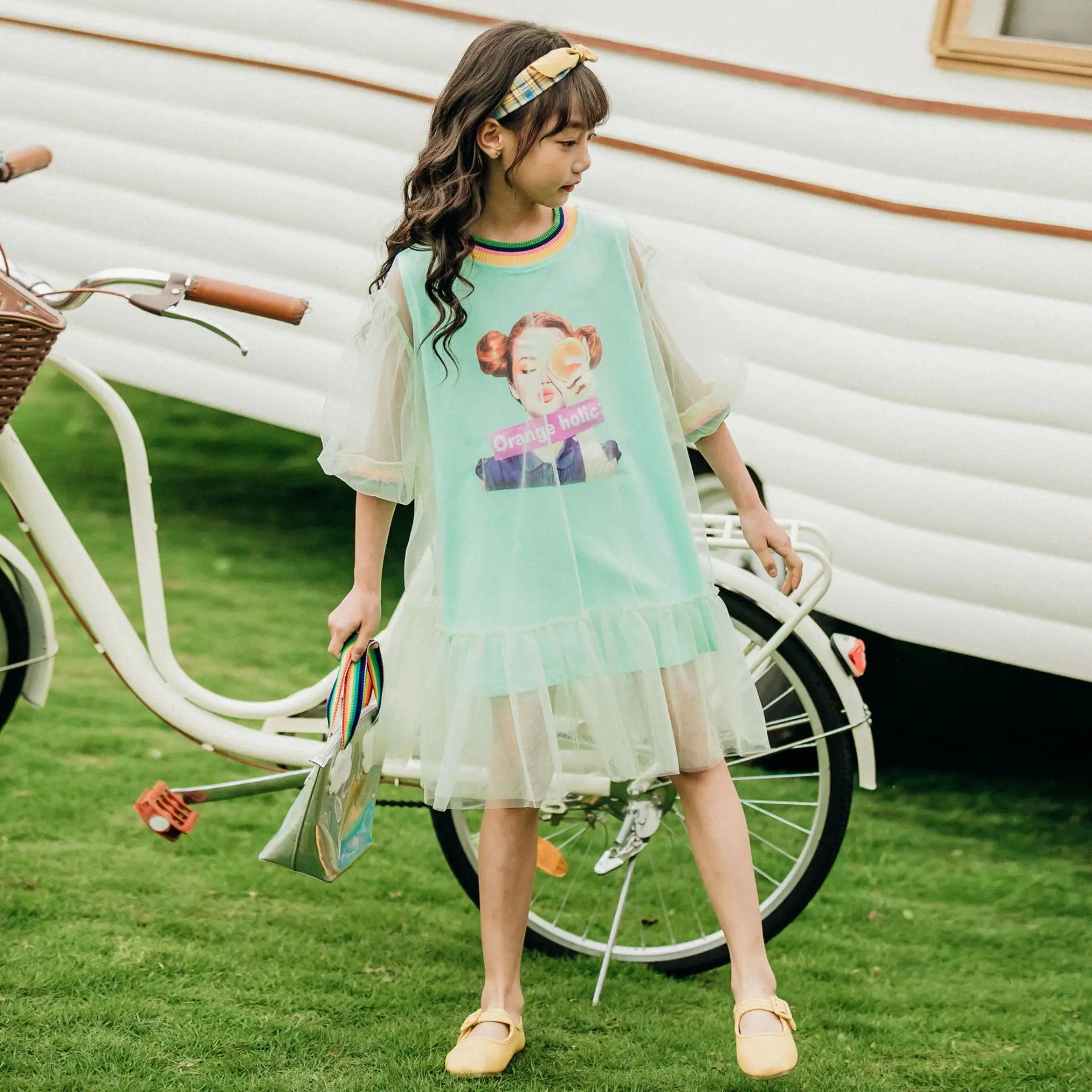 American and european style big tulle 2 layers girl dress hot sell fashion children dress
American and european style big tulle 2 layers girl dress hot sell fashion children dress