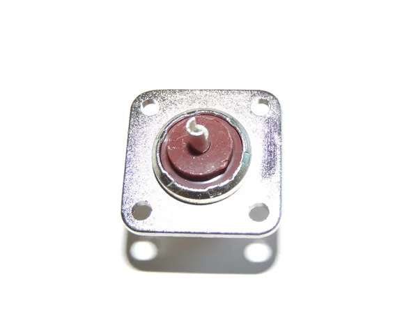 50 pcs UHF Female Jack Solder SO-239 4 Hole Chassis Mount Coax RF Connector for PL-259 adapter
50 pcs UHF Female Jack Solder SO-239 4 Hole Chassis Mount Coax RF Connector for PL-259 adapter