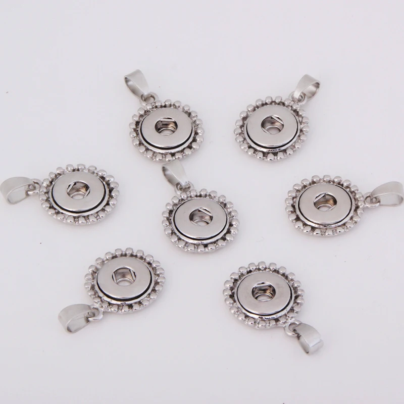 wholesale 20pcs/lot Fashion Metal 12mm Diy Snap Button Pendants Charms Findings For Making Women SNap Button Necklace Jewelry
wholesale 20pcs/lot Fashion Metal 12mm Diy Snap Button Pendants Charms Findings For Making Women SNap Button Necklace Jewelry