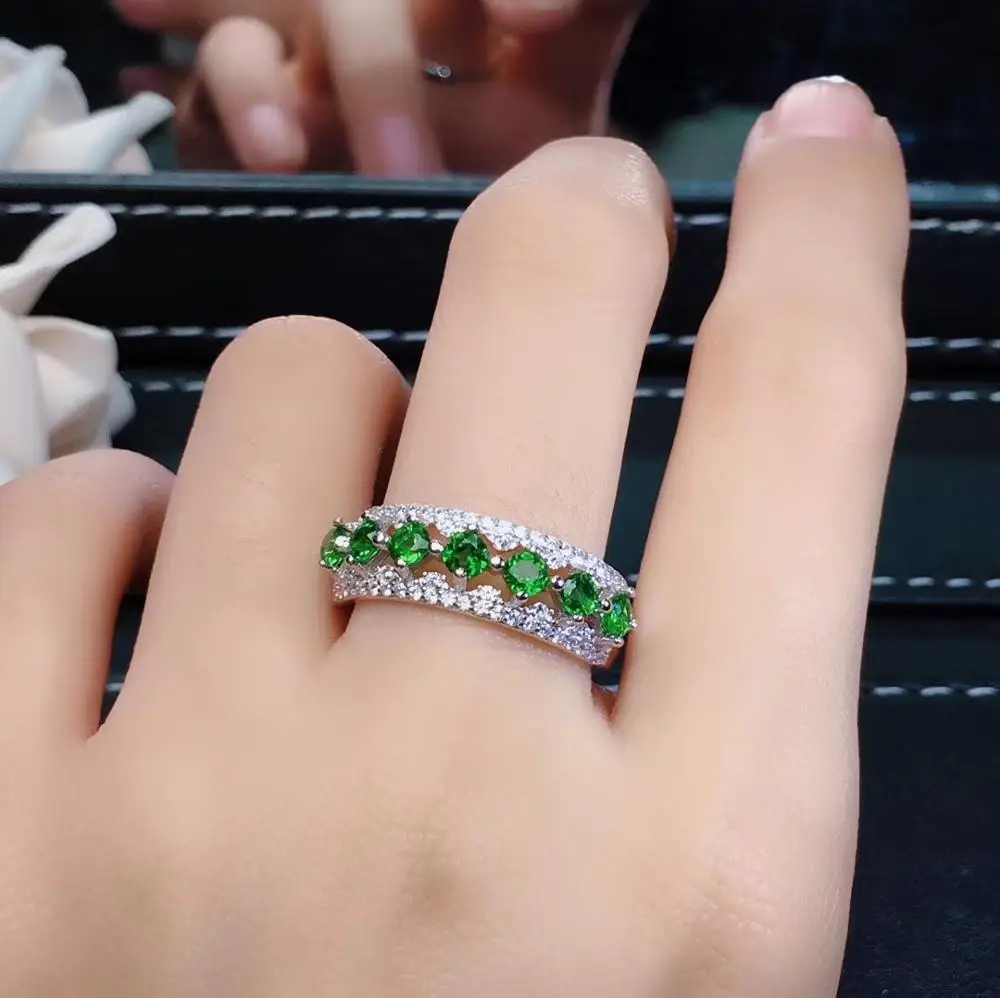 natural green diopside gem ring natural gemstone ring S925 silver fashion Row Lovely Women girl party luck fine jewelery
natural green diopside gem ring natural gemstone ring S925 silver fashion Row Lovely Women girl party luck fine jewelery