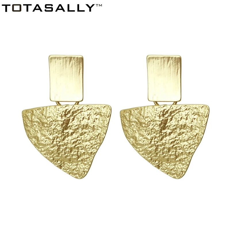TOTASALLY Chic Metal style Earrings for Women Fashion Irregular Triangle Pendant Earrings Ladies Geometric Earring Drops Brincos
TOTASALLY Chic Metal style Earrings for Women Fashion Irregular Triangle Pendant Earrings Ladies Geometric Earring Drops Brincos