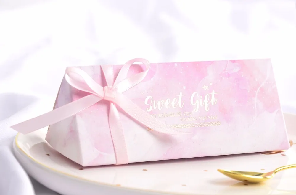 2018 New European Style Pink Wedding Favors Candy Boxes Baby Shower Birthday Candy Box Birthday Party Supplies
2018 New European Style Pink Wedding Favors Candy Boxes Baby Shower Birthday Candy Box Birthday Party Supplies