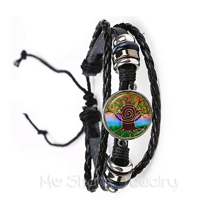 2018 New Vintage Cute Chihuahua Dog Bracelet 20mm Glass Dome Black/Brown Leather Bangle Fashion Anime Cartoon Jewelry Gift
2018 New Vintage Cute Chihuahua Dog Bracelet 20mm Glass Dome Black/Brown Leather Bangle Fashion Anime Cartoon Jewelry Gift