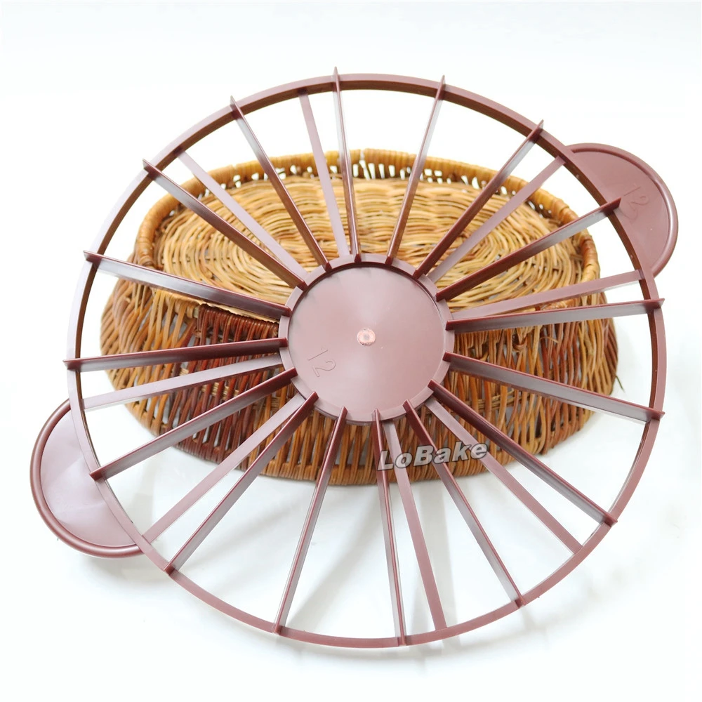 Latest brown color 12/16 pieces equal portions cake divider bread slicer cakes pastry cutter for cozinha kitchen accessories | Дом и сад