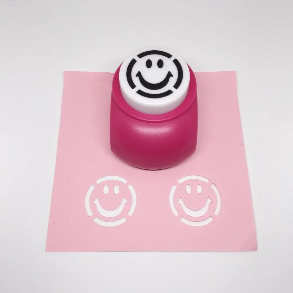 3.5cm Smiley Scrapbooking Punch Tools Scrapbooking Shaped Punch Embossed device Handmade Toy Cortadores para Scrapbook
3.5cm Smiley Scrapbooking Punch Tools Scrapbooking Shaped Punch Embossed device Handmade Toy Cortadores para Scrapbook