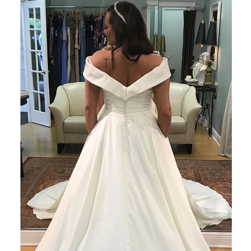 Off Shoulder Plus Size Wedding Dress Boat Neck White Ivory Robe De Mariee Pleats Satin Zipper Back Bridal Dress Chapel Train
Off Shoulder Plus Size Wedding Dress Boat Neck White Ivory Robe De Mariee Pleats Satin Zipper Back Bridal Dress Chapel Train