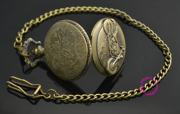 man father classic men gift motorcycle bike pocket watch short waist chain low price good quality retro vintage bronze
man father classic men gift motorcycle bike pocket watch short waist chain low price good quality retro vintage bronze