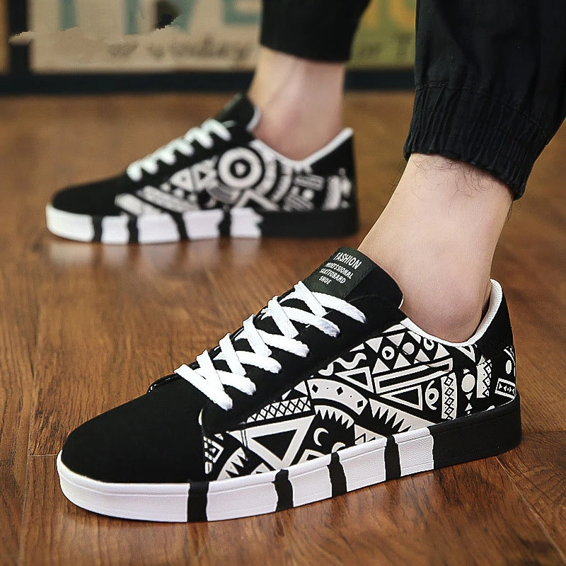 Men Casual Canvas Shoes Fashion Print Sneakers Summer Trainers Leisure Shoes Men's Flats Slip Shoes Chaussures pour hommes
Men Casual Canvas Shoes Fashion Print Sneakers Summer Trainers Leisure Shoes Men's Flats Slip Shoes Chaussures pour hommes