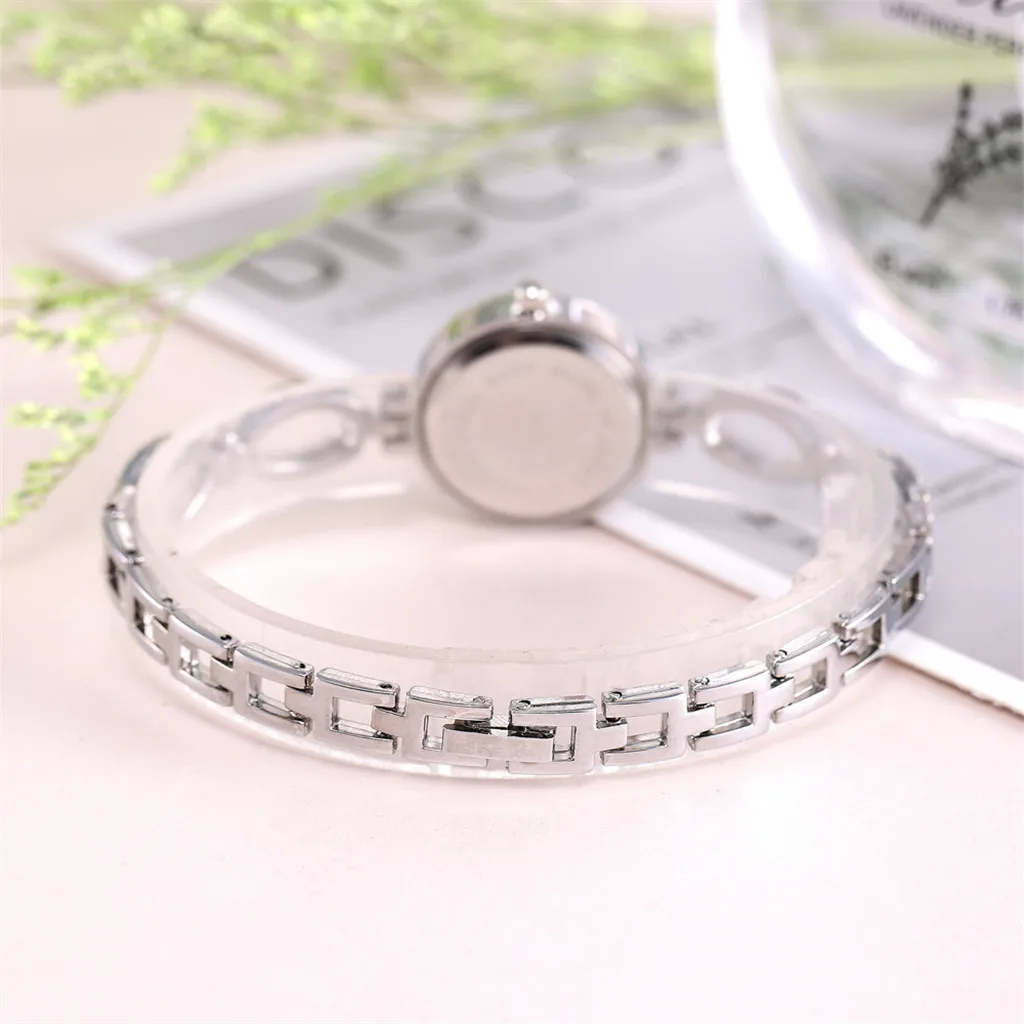 New Fashion Women Watches Quartz Analog Wrist Small Dial Stainless Steel Delicate Watch Elegant Dress Rhinestone Watches A4
New Fashion Women Watches Quartz Analog Wrist Small Dial Stainless Steel Delicate Watch Elegant Dress Rhinestone Watches A4