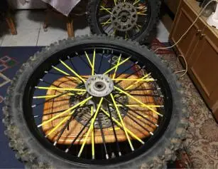Motocross SPOKE SKINS Wheel RIM SPOKE SHROUDS COVERS for KAWASAKI CRF YZF r3 KX RMZ WR250 MX Dirt Bike exc 250 t max 530 xjr
Motocross SPOKE SKINS Wheel RIM SPOKE SHROUDS COVERS for KAWASAKI CRF YZF r3 KX RMZ WR250 MX Dirt Bike exc 250 t max 530 xjr
