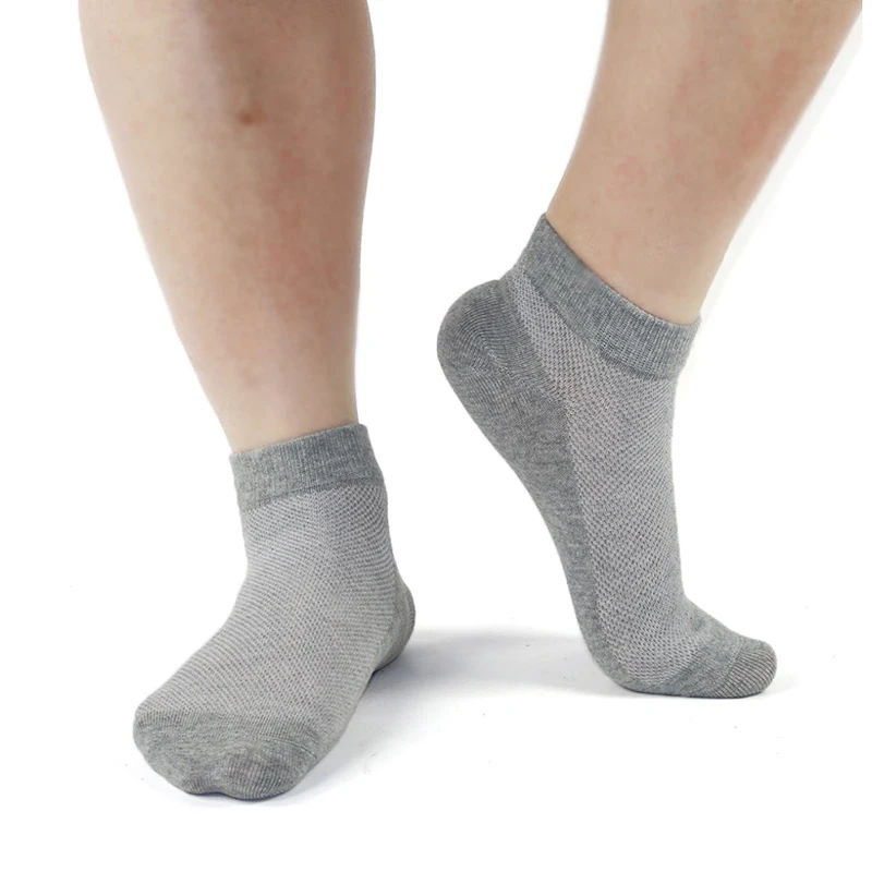 Combed Cotton Men/Women Socks Invisible Non-slip Low Cut Soft Breathable Mesh Solid Color Short Loafer Socks For Men and Women
Combed Cotton Men/Women Socks Invisible Non-slip Low Cut Soft Breathable Mesh Solid Color Short Loafer Socks For Men and Women