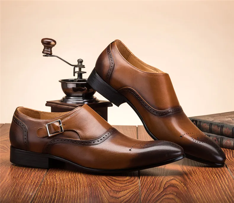 England Man Fashion Carved Genuine Leather Oxfords Shoes Slip On Male Pointed Toe Dress Wedding Oxfords Shoes Italian Derby Shoe
England Man Fashion Carved Genuine Leather Oxfords Shoes Slip On Male Pointed Toe Dress Wedding Oxfords Shoes Italian Derby Shoe