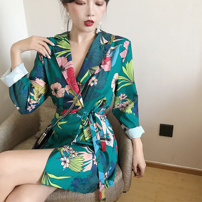 Женские блейзеры 2018 Бохо хиппи шикарная Цветочная куртка офисная форма Дизайнерская Женская деловая офисная одежда блейзер для женщин 2018 ...
Женские блейзеры 2018 Бохо хиппи шикарная Цветочная куртка офисная форма Дизайнерская Женская деловая офисная одежда блейзер для женщин 2018 ...