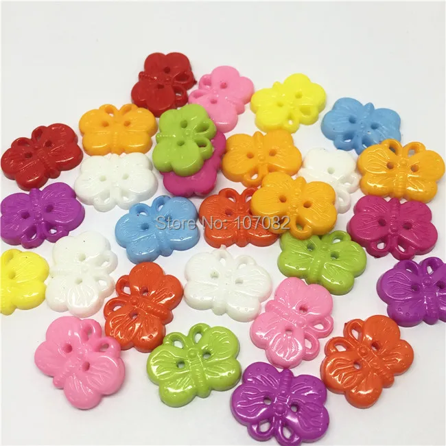 1000Pcs/lot 18*13mm Butterfly Buttons Flatback Dewing 2 Holes Button For Cardmaking Scrapbooking Embellishments
1000Pcs/lot 18*13mm Butterfly Buttons Flatback Dewing 2 Holes Button For Cardmaking Scrapbooking Embellishments