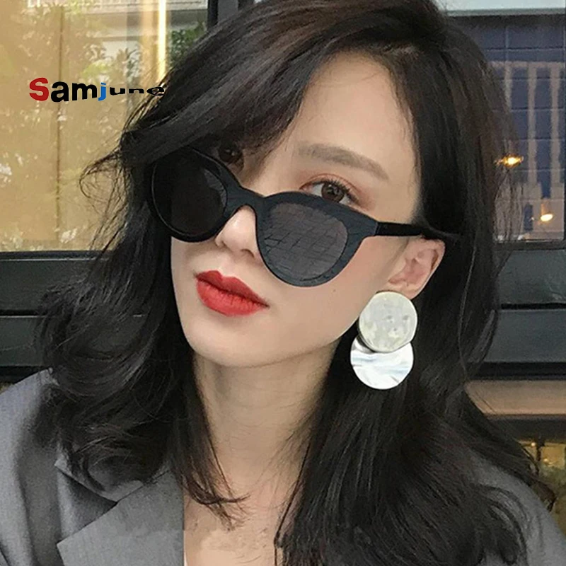 Samjune Fashion Cat Eye Sunglasses Women Brand Designer Retro Female Sun Glasses oculos de sol feminino UV400
Samjune Fashion Cat Eye Sunglasses Women Brand Designer Retro Female Sun Glasses oculos de sol feminino UV400