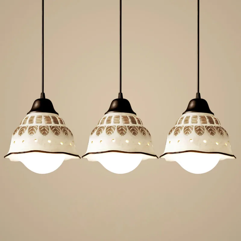 1/3 heads lamps Ceramic glass Restaurant pendant lamps United States style bar lamp white lighting creative pendant lights ZA
1/3 heads lamps Ceramic glass Restaurant pendant lamps United States style bar lamp white lighting creative pendant lights ZA