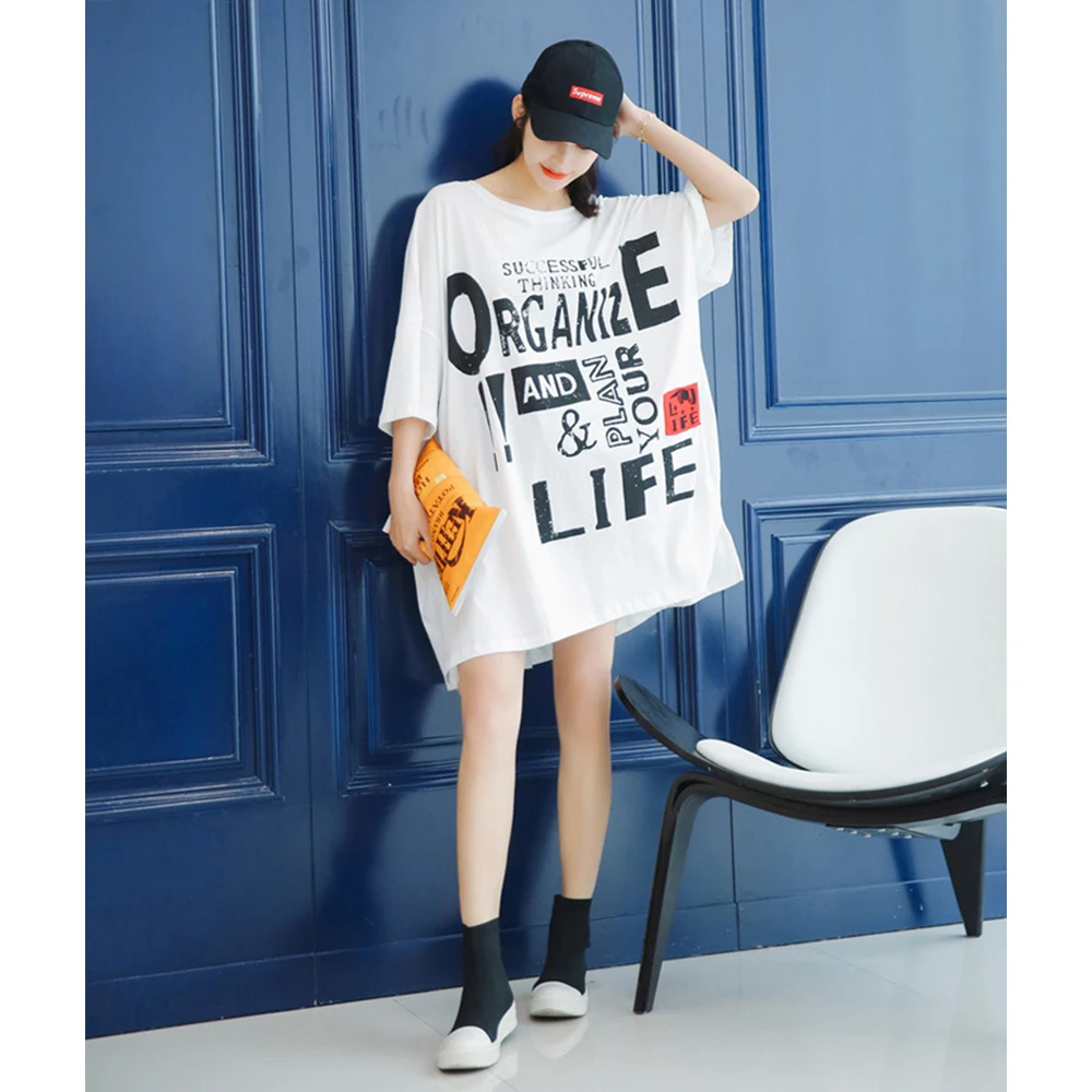 Spring and summer new style Stylish personality letter casual T-shirt dress Korean version of the loose large size t-shirt tops 
Spring and summer new style Stylish personality letter casual T-shirt dress Korean version of the loose large size t-shirt tops