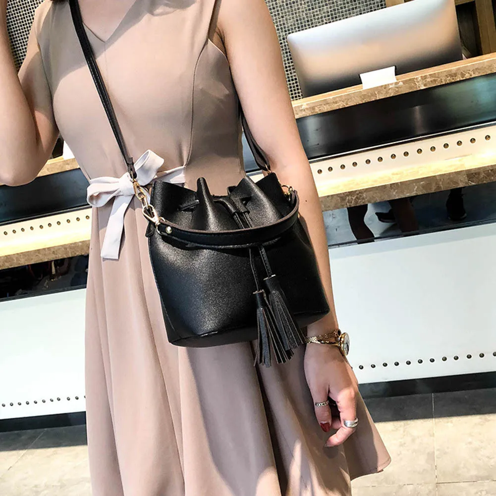 Women Bucket Bag Handbag Tassel Drawstring Small Messenger PU Leather Crossbody Bags Best Sale-WT
Women Bucket Bag Handbag Tassel Drawstring Small Messenger PU Leather Crossbody Bags Best Sale-WT