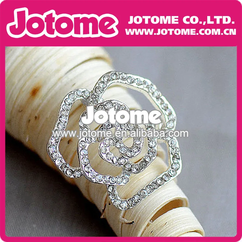 2014 Hot Selling Fashion New Style Bling Silver Rhinwstone Brooch for Hair/Garment Accessories
2014 Hot Selling Fashion New Style Bling Silver Rhinwstone Brooch for Hair/Garment Accessories