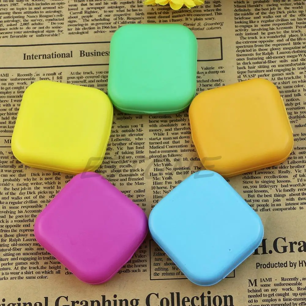 Easy Carry 1PCS 5.6x5.4x2cm Travel Glasses Contact Lenses Box Contact lens Case for Eyes Care Kit Holder Container Gift
Easy Carry 1PCS 5.6x5.4x2cm Travel Glasses Contact Lenses Box Contact lens Case for Eyes Care Kit Holder Container Gift