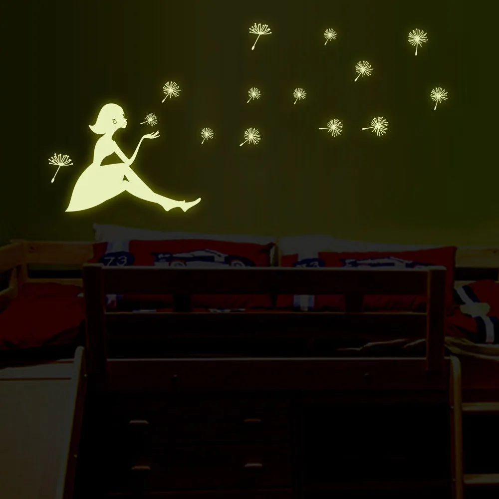 20*25CM Night Glow in the Dark Luminous Fluorescent wall stickers Blow the dandelion girl children bedroom background Y0031
20*25CM Night Glow in the Dark Luminous Fluorescent wall stickers Blow the dandelion girl children bedroom background Y0031