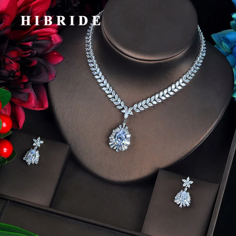 Fashion White Gold Color Fashion Top Quality Wedding Jewelry Sets, AAA CZ Water Drop Bridal Earrings Necklace Sets S025
Fashion White Gold Color Fashion Top Quality Wedding Jewelry Sets, AAA CZ Water Drop Bridal Earrings Necklace Sets S025