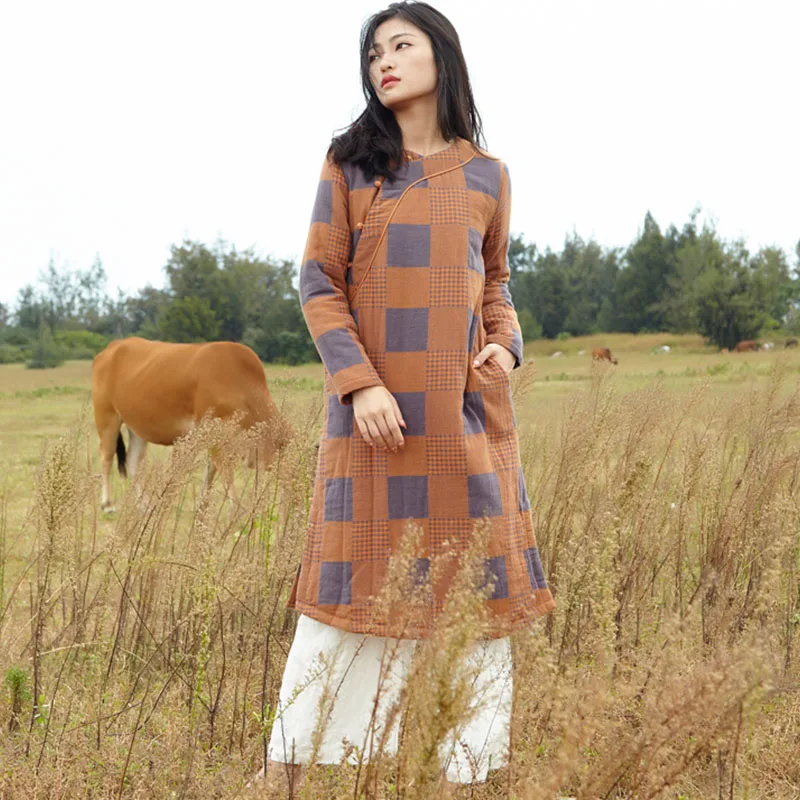 SCUWLINEN 2021 Winter Women Parkas Vintage Classic Plaid Plate Buttons Long Cotton-padded Dresses Outerwear Elegant Robe S639
SCUWLINEN 2021 Winter Women Parkas Vintage Classic Plaid Plate Buttons Long Cotton-padded Dresses Outerwear Elegant Robe S639