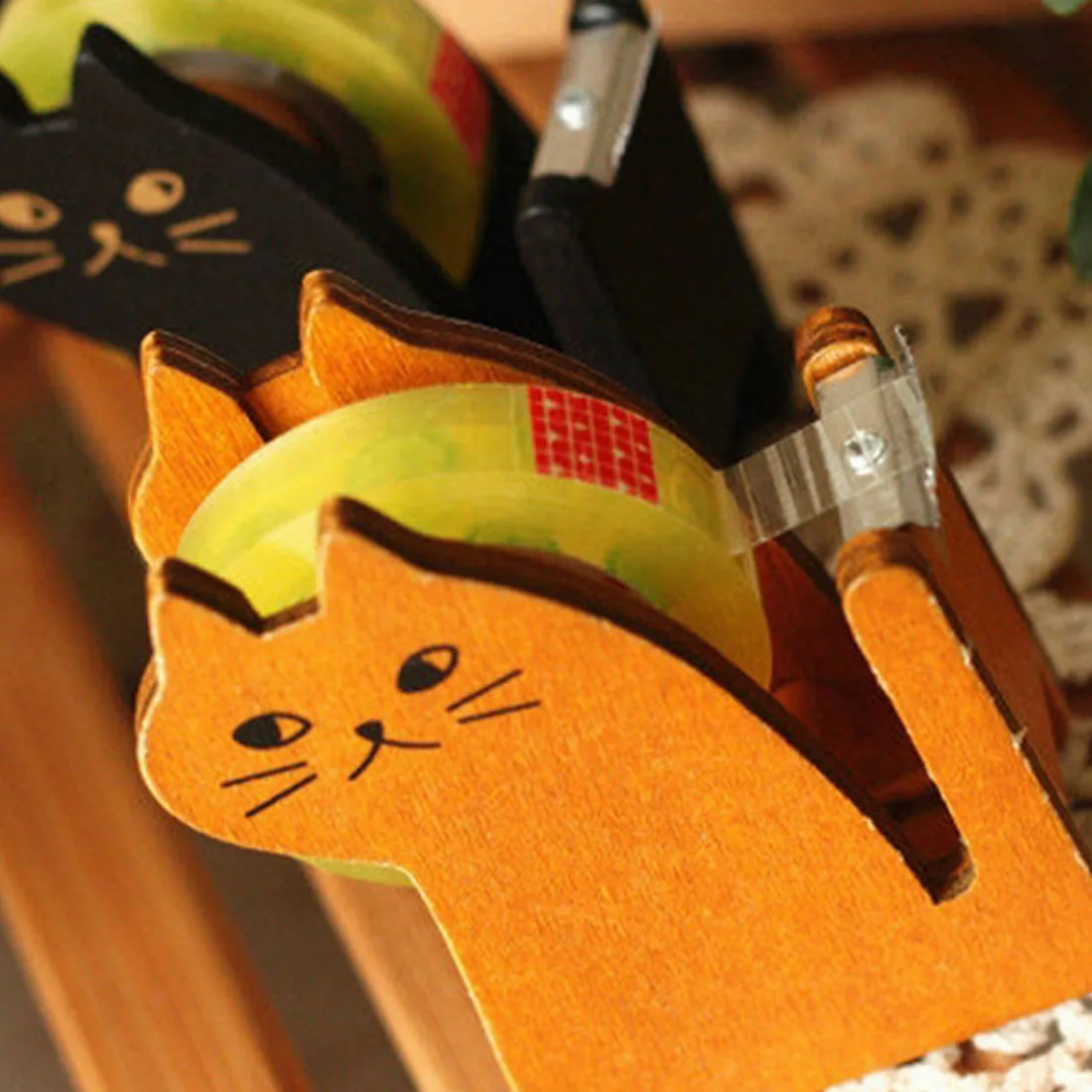 Vintage Wooden Tape Dispenser Cutter Kawaii cartoon Miranda Cat Office Accessory Wooden Cutting Holder Packing Machine
Vintage Wooden Tape Dispenser Cutter Kawaii cartoon Miranda Cat Office Accessory Wooden Cutting Holder Packing Machine