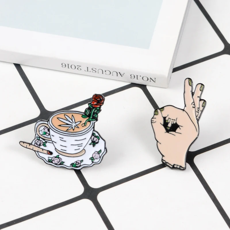 QIHE JEWELRY 2pcs/set Coffee and Finger pins Middle finger F You rose coffee cup Punk pins Funny brooches Badges Lapel pins
QIHE JEWELRY 2pcs/set Coffee and Finger pins Middle finger F You rose coffee cup Punk pins Funny brooches Badges Lapel pins