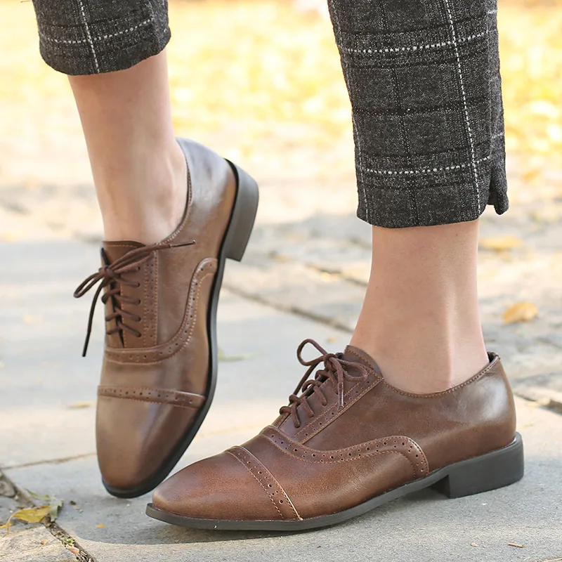 2019 British Oxford Shoes Woman Lace-up Genuine Leather Round Toe Casual Shoes Ladies Oxfords Handmade Derby Shoes Women Flats
2019 British Oxford Shoes Woman Lace-up Genuine Leather Round Toe Casual Shoes Ladies Oxfords Handmade Derby Shoes Women Flats