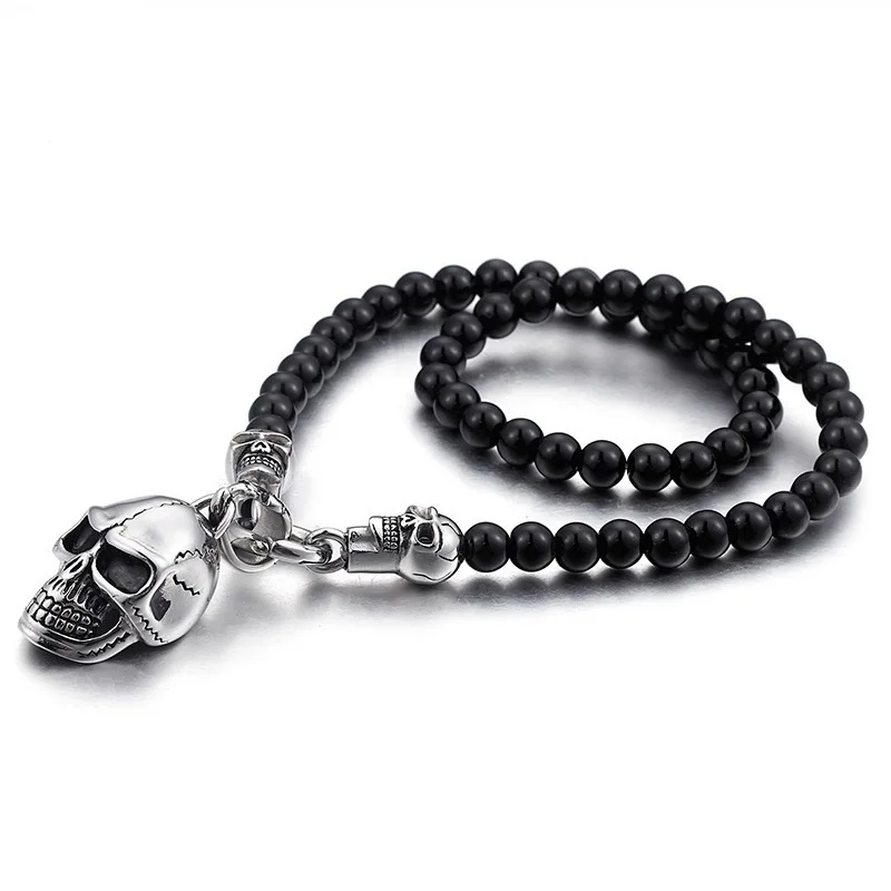 European and American fashion punk personality smile face Skull Pendant man titanium steel beads necklace D221
European and American fashion punk personality smile face Skull Pendant man titanium steel beads necklace D221