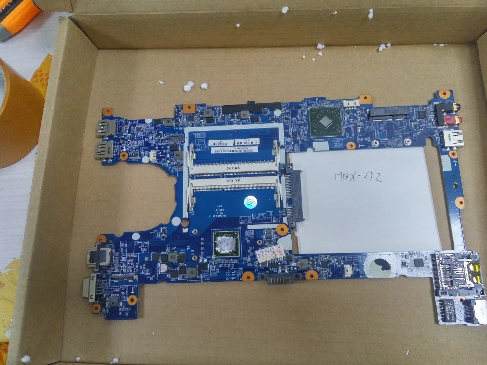 _ Подключение платы к материнской плате, Протестировано системой, подключение к круговой плате
_ Подключение платы к материнской плате, Протестировано системой, подключение к круговой плате