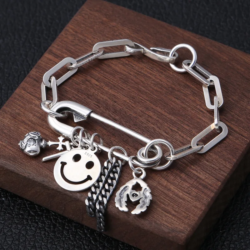 Manufacturers Wholesale S925 Sterling Silver Jewelry Retro Thai Silver Smiley Love Tassel Wings Fashion Female Bracelet
Manufacturers Wholesale S925 Sterling Silver Jewelry Retro Thai Silver Smiley Love Tassel Wings Fashion Female Bracelet