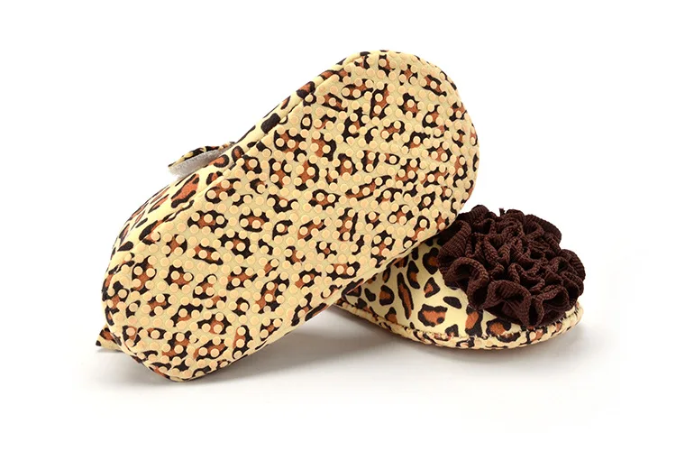 Lovely Baby Shoes Infant Girls Leopard First Walker Shoes with Ruffled Flower Newborn Buckle Strap Crib Shoes Prewalkers 0M-18M
Lovely Baby Shoes Infant Girls Leopard First Walker Shoes with Ruffled Flower Newborn Buckle Strap Crib Shoes Prewalkers 0M-18M