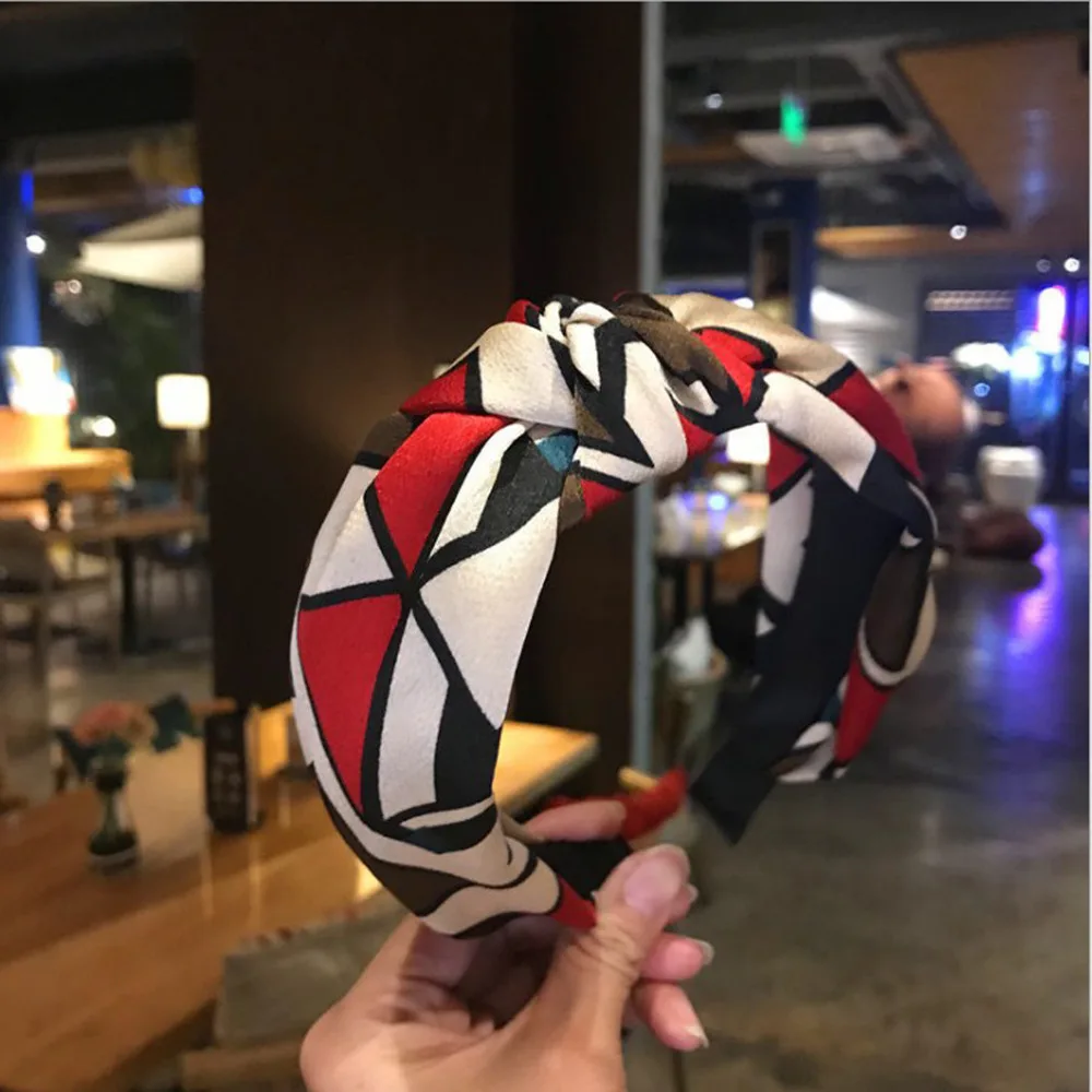 Fashion Hairband Leopard Headband For Women Classic Mosaic Hair Band Geometric Hair Accessories Wholesale
Fashion Hairband Leopard Headband For Women Classic Mosaic Hair Band Geometric Hair Accessories Wholesale