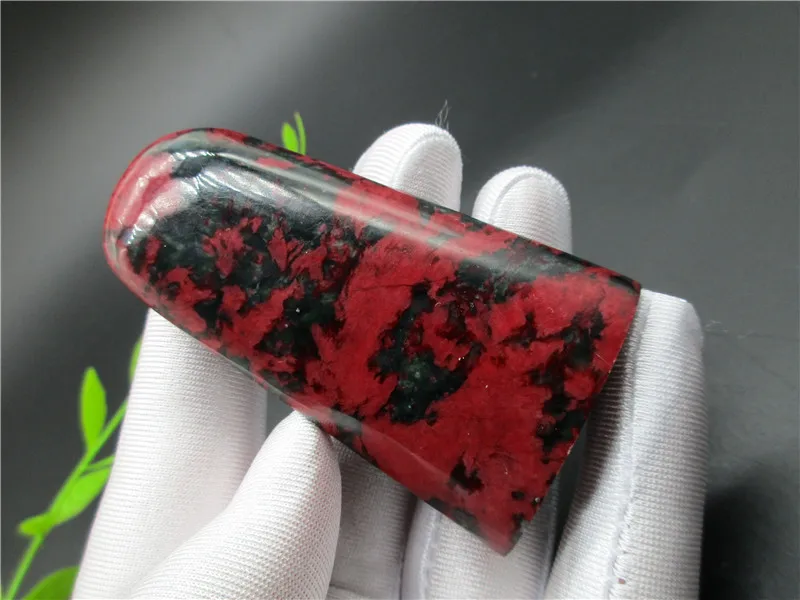 Natural Jade Seal Crystal Plum Blossom Jade Handmade Plum Stone Carving Seal Specimen Collection
Natural Jade Seal Crystal Plum Blossom Jade Handmade Plum Stone Carving Seal Specimen Collection