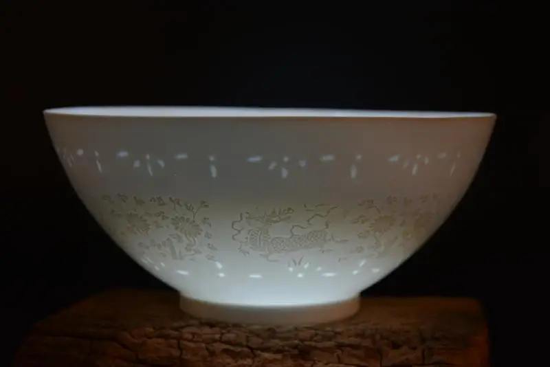 Rare MingDynasty porcelain bowl,white glaze,Flower&Kirin,Eggshell thin & transparent,Home Decoration collection & adornment
Rare MingDynasty porcelain bowl,white glaze,Flower&Kirin,Eggshell thin & transparent,Home Decoration collection & adornment