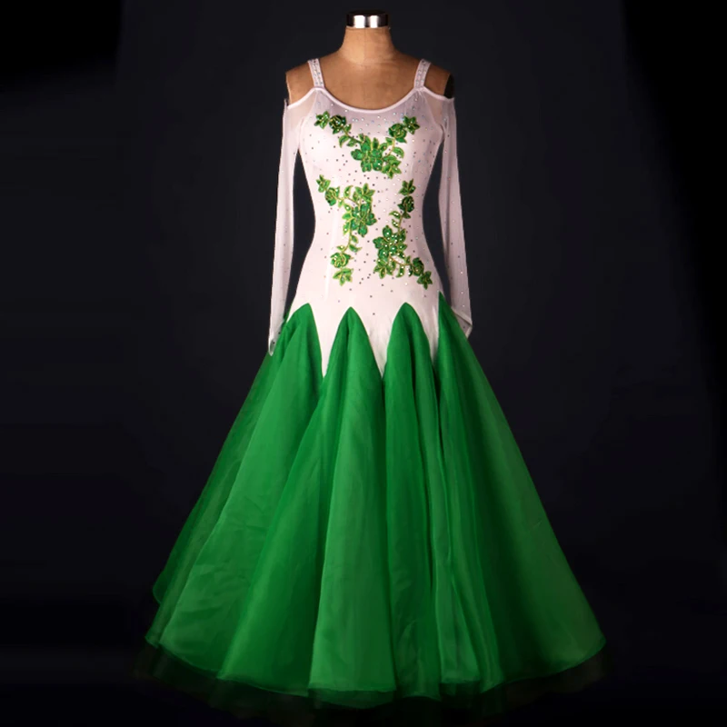 Женское платье для бальных танцев, новинка 2021, зеленое стандартное платье с длинным рукавом для танго, вальса, фламенко, бальных соревновани...
Женское платье для бальных танцев, новинка 2021, зеленое стандартное платье с длинным рукавом для танго, вальса, фламенко, бальных соревновани...