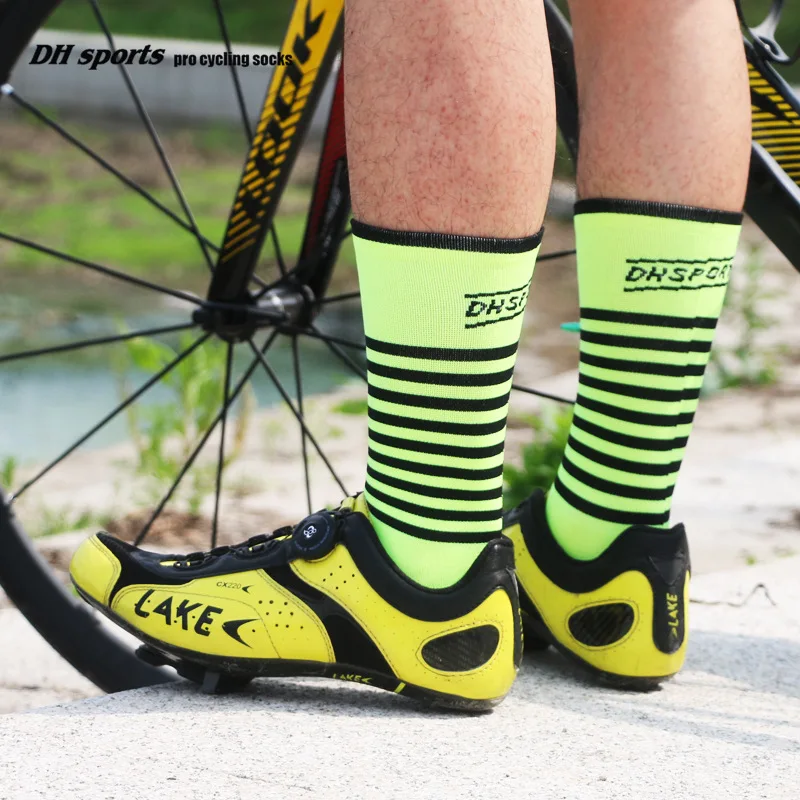 DH SPORTS Cycling Socks Comfortable Anti-Skid Nylon Racing Socks Breathable Men Women Calcetines Ciclismo Outdoor Sports Socks
DH SPORTS Cycling Socks Comfortable Anti-Skid Nylon Racing Socks Breathable Men Women Calcetines Ciclismo Outdoor Sports Socks