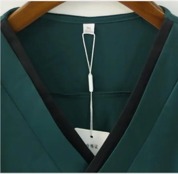 2019 Fashion Business women shirt New V Neck temperament short sleeve chiffon satin blouses office ladies plus size overalls top
2019 Fashion Business women shirt New V Neck temperament short sleeve chiffon satin blouses office ladies plus size overalls top