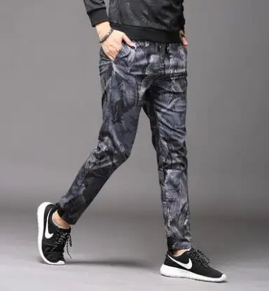 Autumn winter personality fashion mens printing pants casual amouflage harem pant men feet trousers pantalones pantalon homme
Autumn winter personality fashion mens printing pants casual amouflage harem pant men feet trousers pantalones pantalon homme