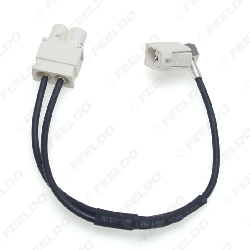 FEELD 10X Car 1-Way Female To 2-Way Male FAKRA2-B Radio Antenna Terminals With Amplifier For Volkswagen/Skoda/Audi OEM Head Unit
FEELD 10X Car 1-Way Female To 2-Way Male FAKRA2-B Radio Antenna Terminals With Amplifier For Volkswagen/Skoda/Audi OEM Head Unit