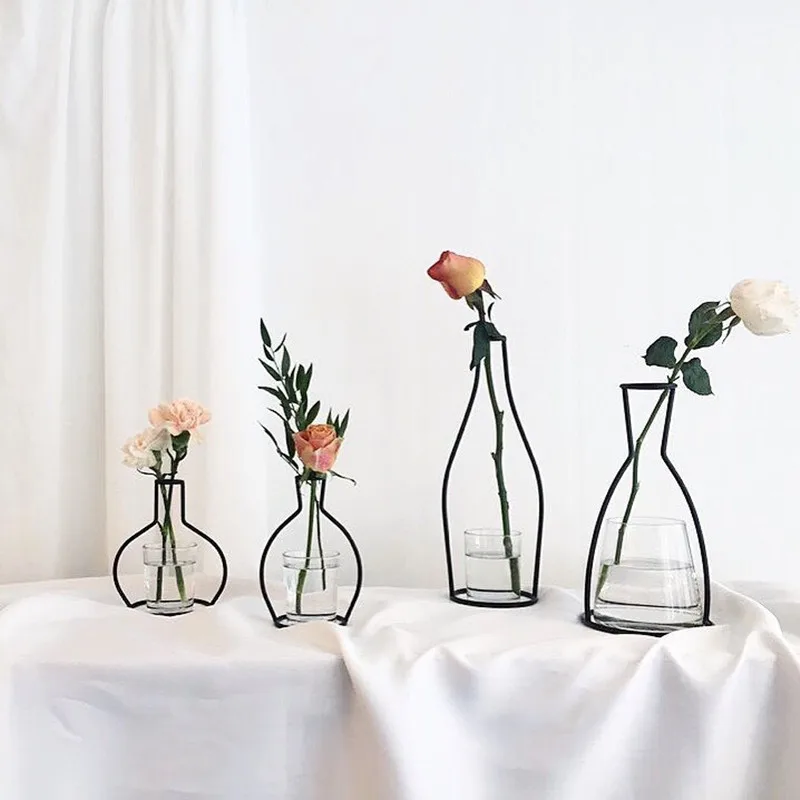 Iron Art Dry Flower Vase Decorative Lines Artistic Three-dimensional Bottles Ins Nordic Style Home Desktop Decor
Iron Art Dry Flower Vase Decorative Lines Artistic Three-dimensional Bottles Ins Nordic Style Home Desktop Decor