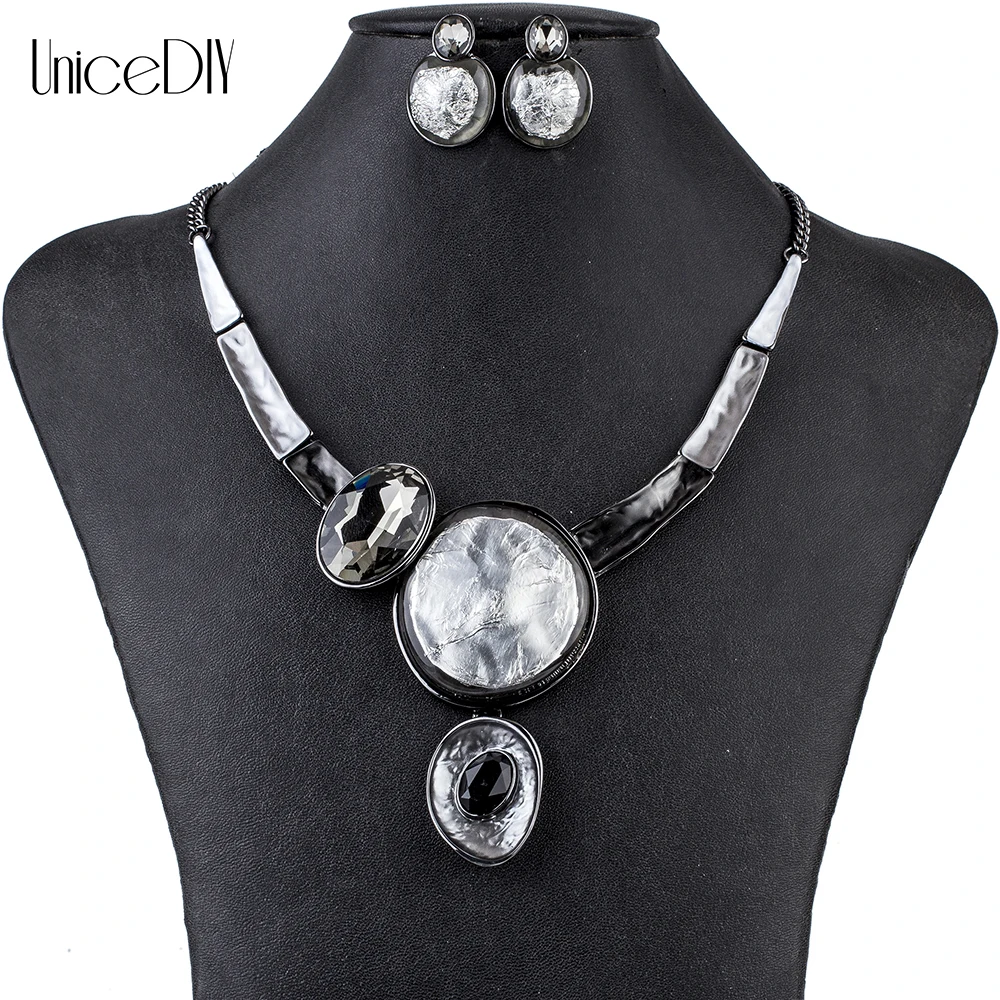 MS1504804 Fashion Jewelry Sets High Quality Necklace Sets For Women Jewelry Black Zinc Plated Crystal Resin Design Party Gift
MS1504804 Fashion Jewelry Sets High Quality Necklace Sets For Women Jewelry Black Zinc Plated Crystal Resin Design Party Gift