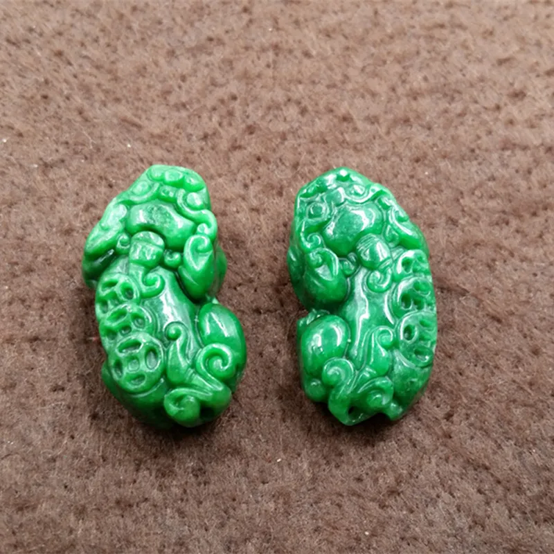 The new factory wholesale boutique green dry green jade pendant pendant to spread the brave Citroen raw jade wholesaleroom Art
The new factory wholesale boutique green dry green jade pendant pendant to spread the brave Citroen raw jade wholesaleroom Art