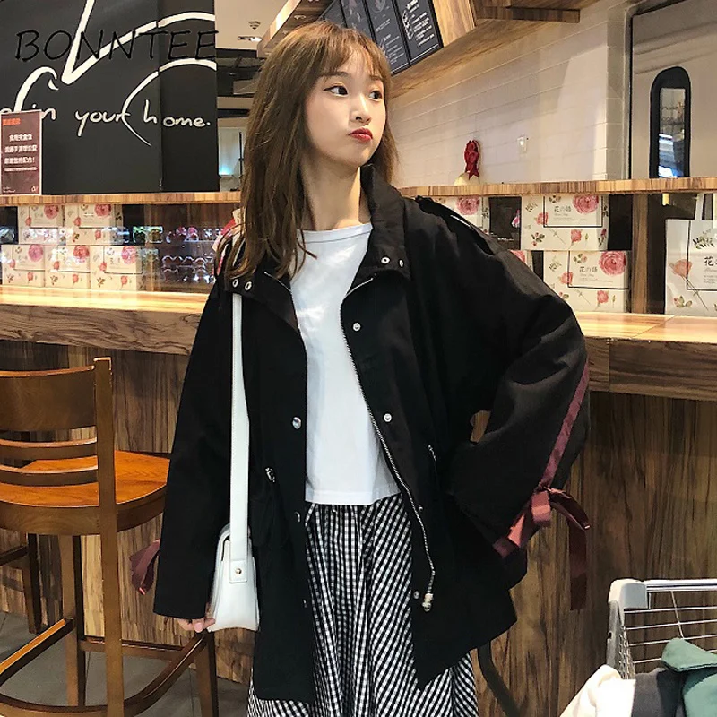 Trench 2020 Women female Bow Loose Zipper BF Casual Turn-down Collar Loose Womens Pockets Korean Style Students Daily Overcoats
Trench 2020 Women female Bow Loose Zipper BF Casual Turn-down Collar Loose Womens Pockets Korean Style Students Daily Overcoats