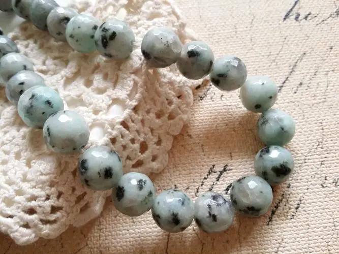 1Strand/Pack 12MM Natural Tienshanite Semi-precious Stone Jewelry Beads Findings & Accessories
1Strand/Pack 12MM Natural Tienshanite Semi-precious Stone Jewelry Beads Findings & Accessories