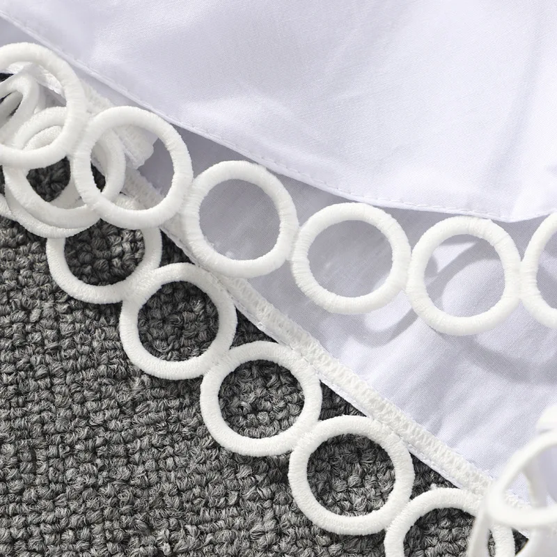 Luxury Designer Brand Shirt for Women Stand Collar Hollow Out Hook Flower Ruffles Sleeve White Black Short Sleeve Blouse
Luxury Designer Brand Shirt for Women Stand Collar Hollow Out Hook Flower Ruffles Sleeve White Black Short Sleeve Blouse