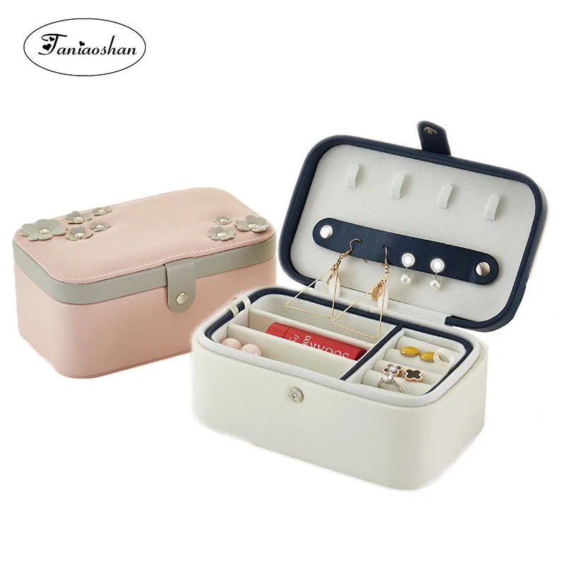 New Type Leather Earrings Jewelry Box Lockable Portable Jewelry Organize Pu Jewelry Sets Storage Casket
New Type Leather Earrings Jewelry Box Lockable Portable Jewelry Organize Pu Jewelry Sets Storage Casket